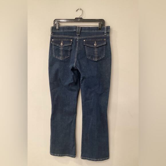 Women’s 10 Petite Dark Wash Lee Jeans in Excellent Preloved Condition! - Picture 2 of 3